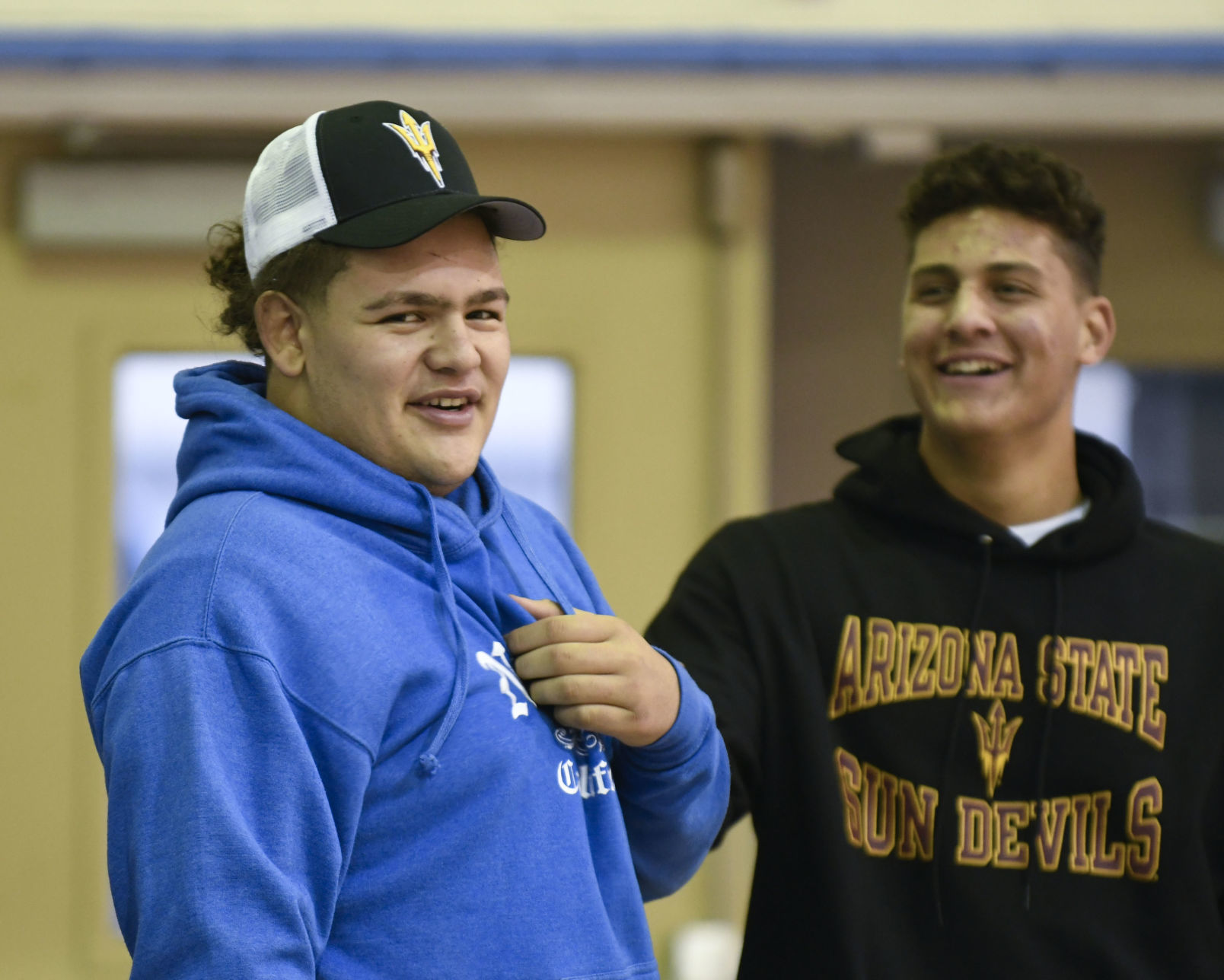 121819 Morgan and Nunez sign 13.jpg